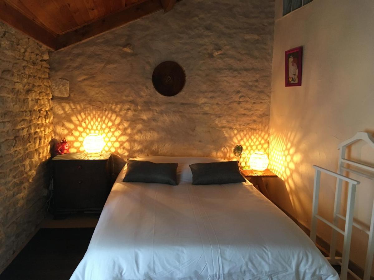 Bed and Breakfast Zen au Marais Hammam Massages Maillezais Exterior foto